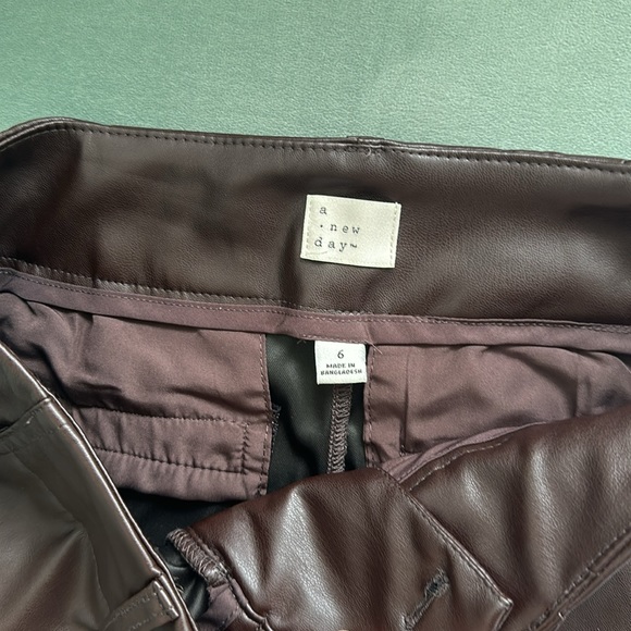 Target A New Day Brown Leather Pants Size 6 - Picture 3 of 5
